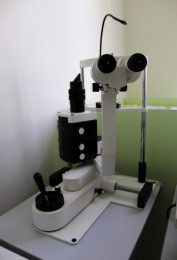 Медицинская аппаратура в кабинете клиники